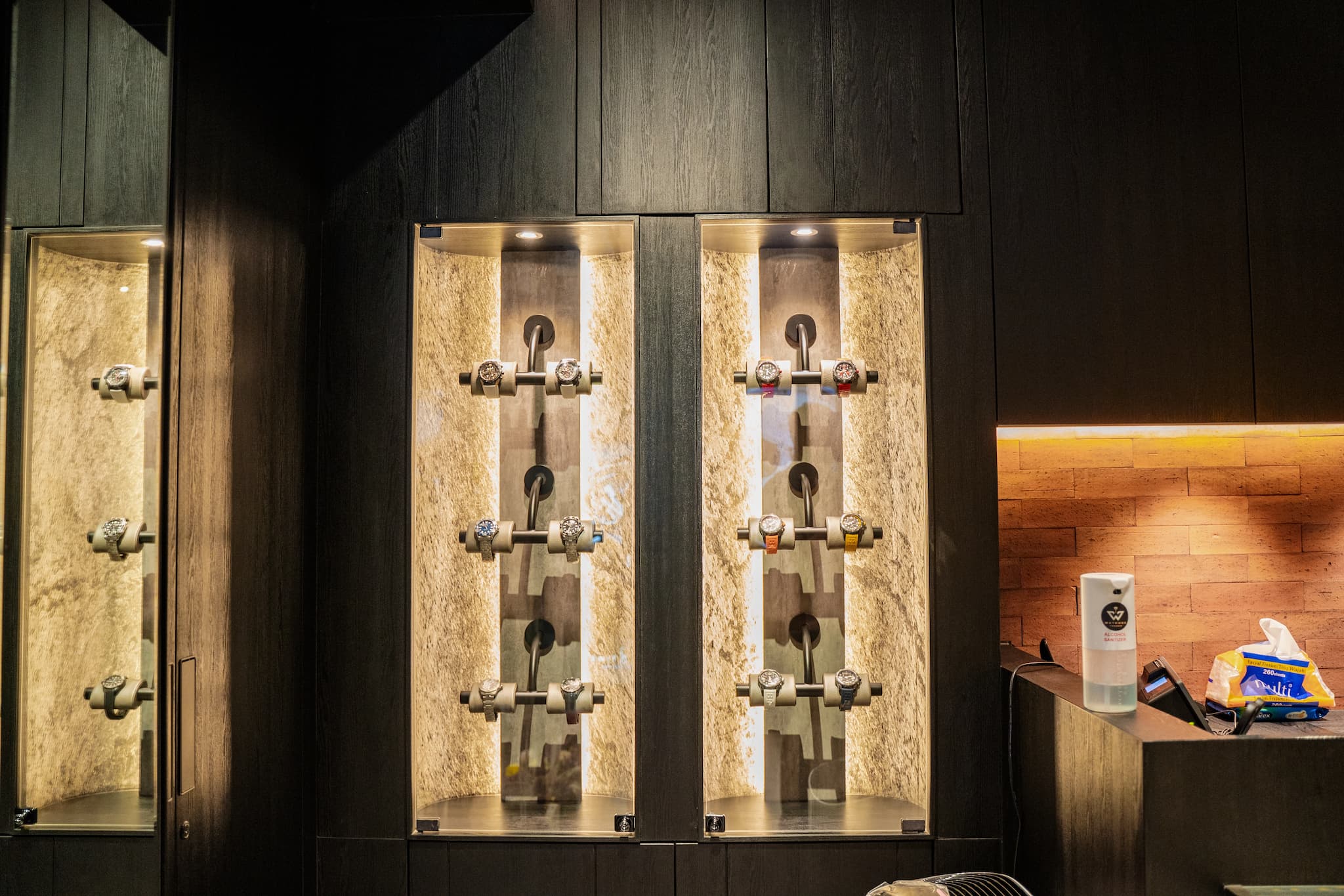 Toko Jam Tangan Mewah Second di Surabaya