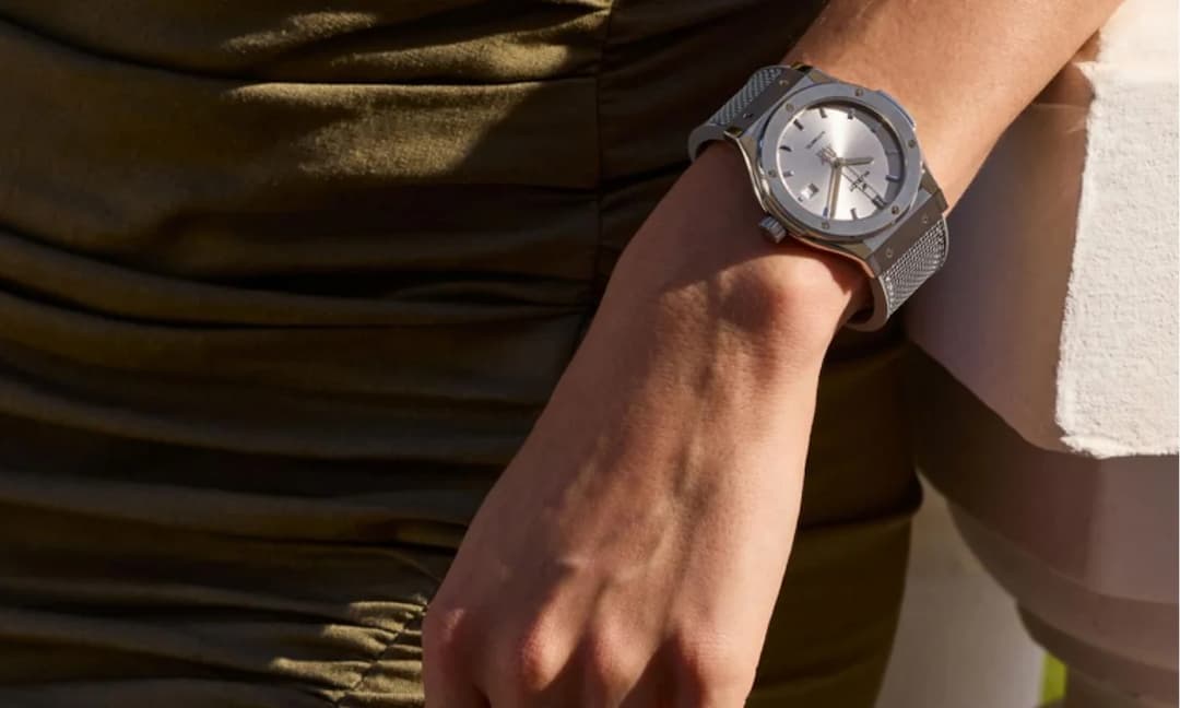 Koleksi Terbaru Hublot Classic Fusion Essential Grey 2024